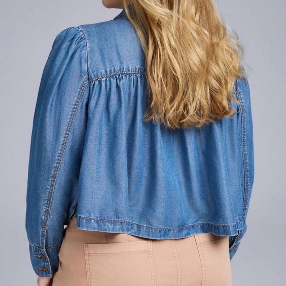 Torrid Blue Button-Down Blouse NWT - image 4